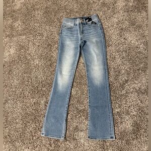 🤩NWT🤩Express Skyscraper
Mid Rise sz 2